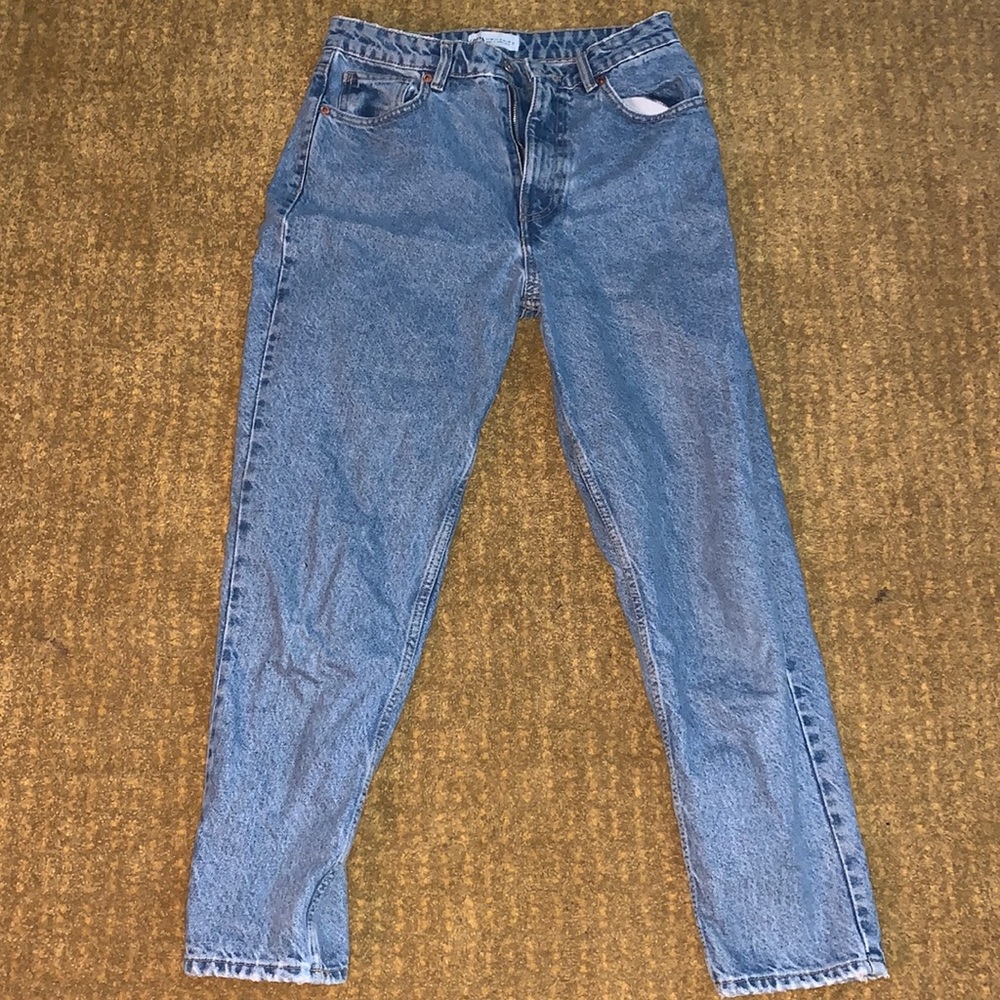 Mom jeans Zara light wash